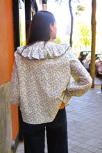 BLUSA  CONSTANZA - FLOR PETRÓLEO -