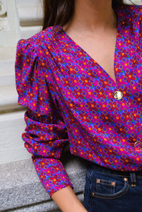 BLUSA FABIOLA - FLOR FUCSIA Y AZUL -