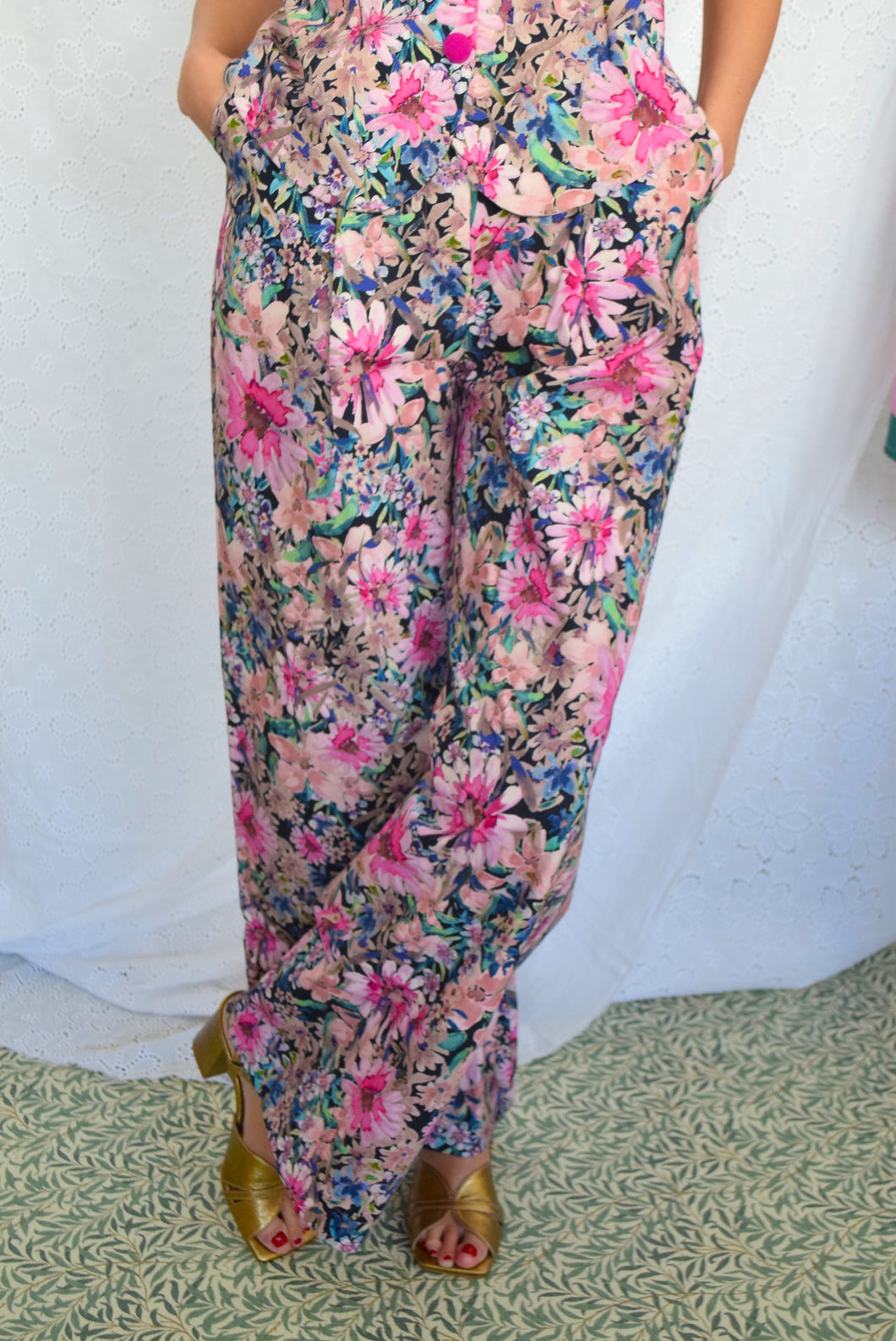 PANTALONES ITZIAR - FLORES -