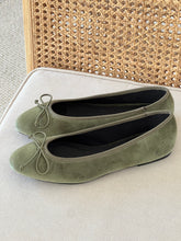 VELVET BALLERINAS - GREEN