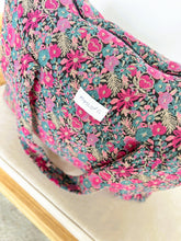 BOLSA CAROLA -  FLORES ROSAS -